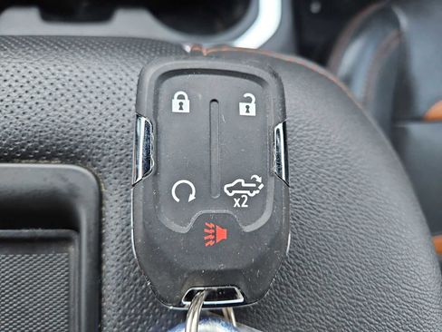 Used 2021 GMC Sierra 1500 AT4 image 35