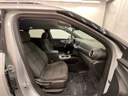Used 2022 Chevrolet Blazer LT AWD/4WD image 23