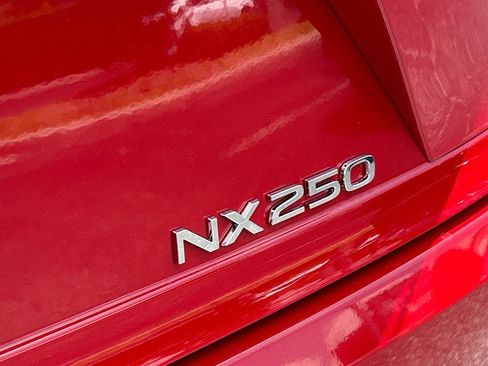 Used 2025 Lexus NX 250 FWD w/ Towing Package (2000 Lbs) image 31
