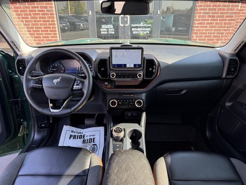 Used 2024 Ford Bronco Sport Outer Banks AWD/4WD image 13