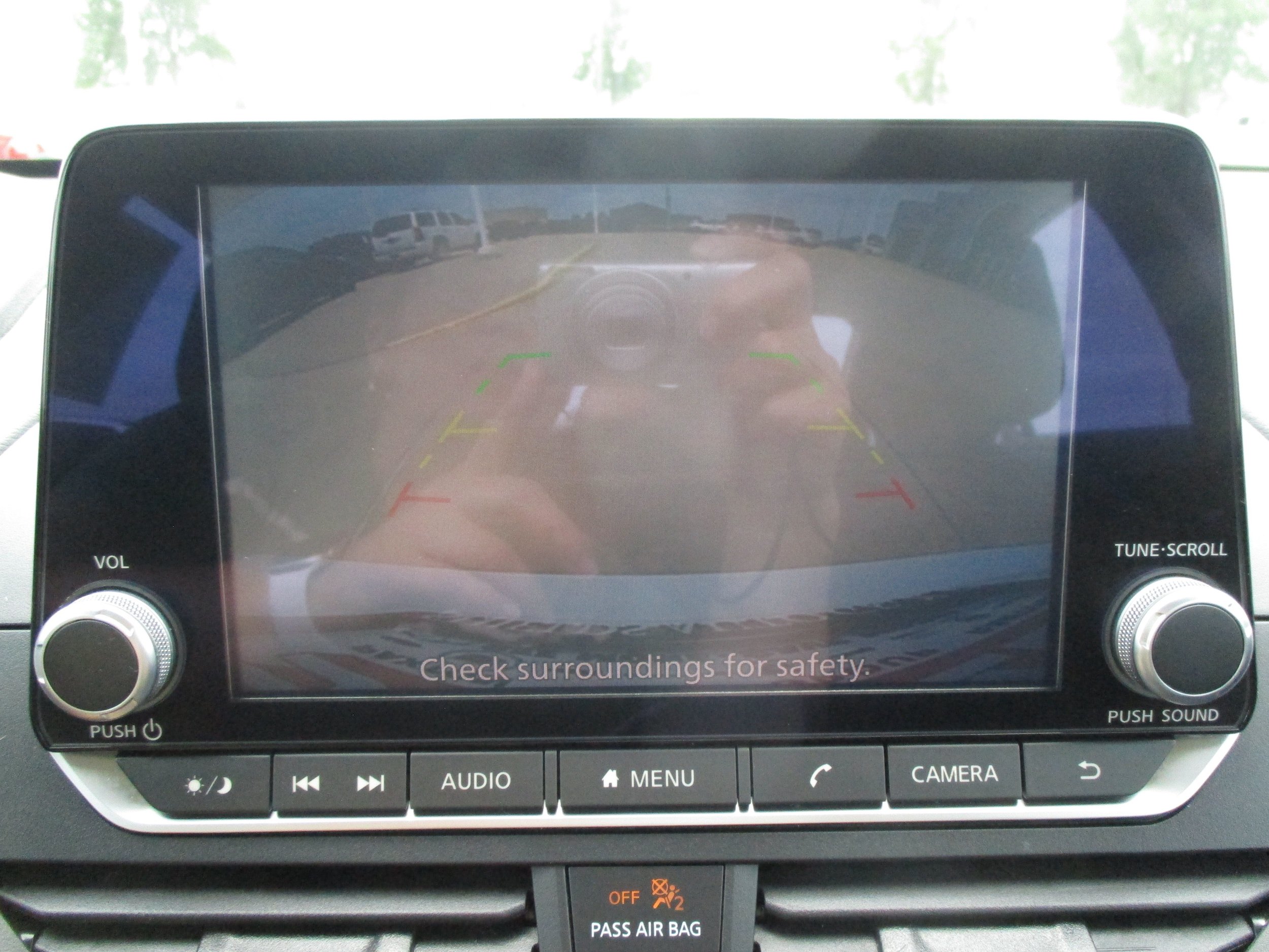 Used 2025 Nissan Altima 2.5 SV FWD image 19