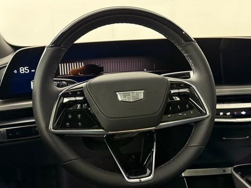 New 2025 Cadillac Lyriq Luxury w/ Nappa Leather Package RWD image 24