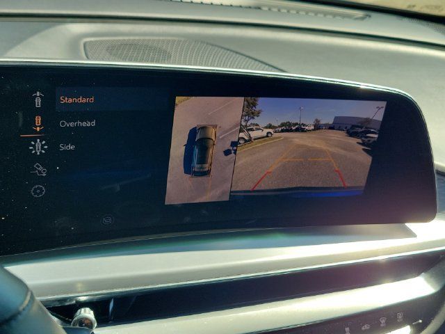 Used 2024 Cadillac Lyriq Sport AWD/4WD image 30