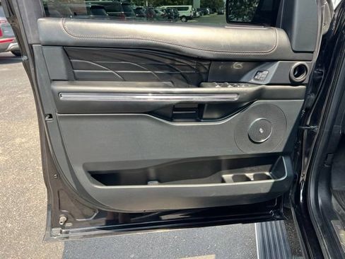 Used 2020 Ford Expedition Max Platinum AWD/4WD image 32