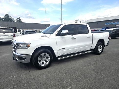 Used 2023 RAM 1500 Laramie AWD/4WD image 3