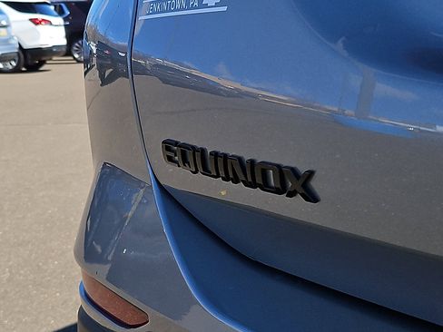 Used 2023 Chevrolet Equinox LS w/ LS Convenience Package image 30