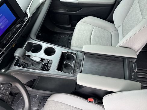 Certified 2025 Toyota Sienna LE FWD image 22