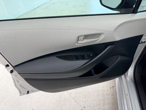 Used 2026 Toyota Corolla LE FWD image 14