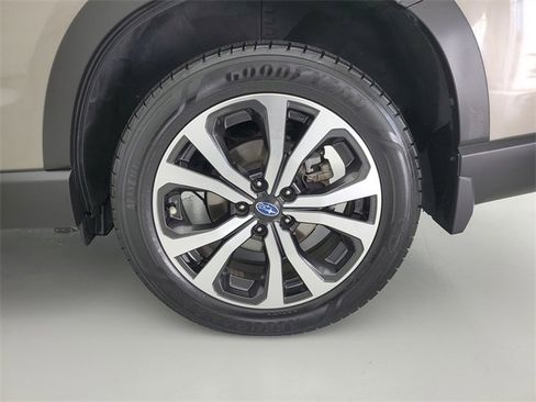 Used 2021 Subaru Forester Limited image 13