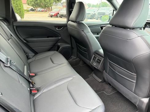 Used 2026 Subaru Forester Limited AWD/4WD image 27