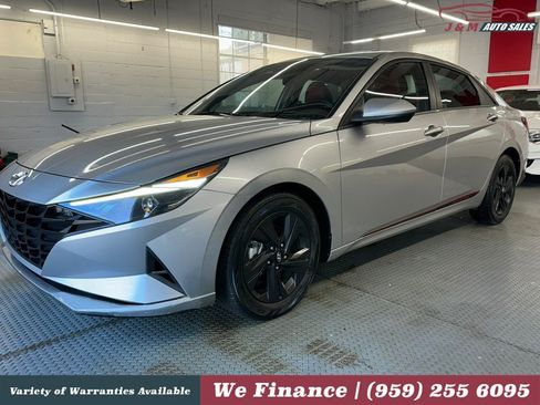 Used 2021 Hyundai Elantra SEL FWD image 8