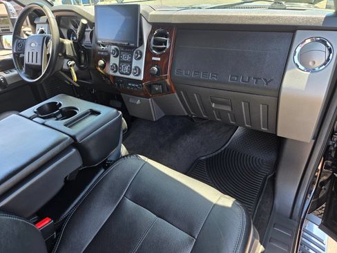 Used 2016 Ford F350 Lariat w/ Lariat Ultimate Package AWD/4WD image 17