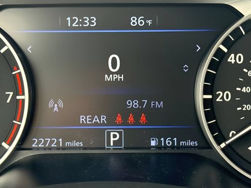 Used 2023 Nissan Altima 2.5 SR FWD image 17