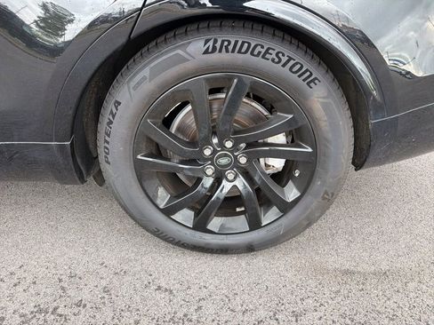 Used 2020 Land Rover Discovery Landmark AWD/4WD image 7