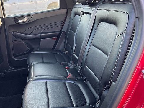 Used 2022 Ford Escape SEL image 15