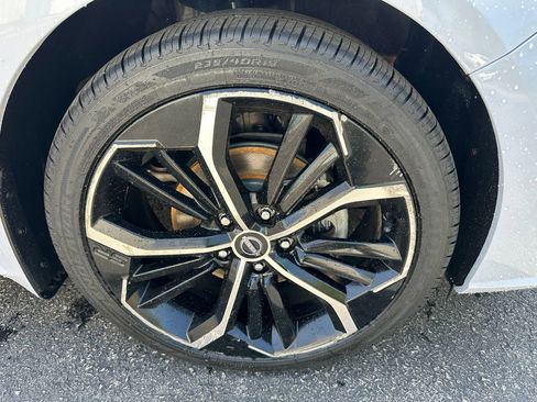 Used 2023 Nissan Altima 2.5 SR FWD image 29