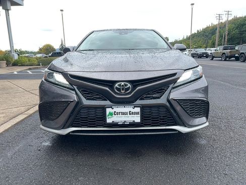 Used 2021 Toyota Camry XSE w/ Navigation Package FWD image 4