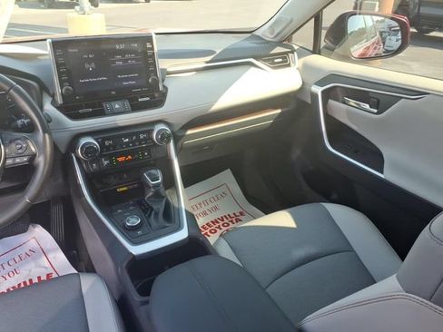 Used 2022 Toyota RAV4 Limited AWD/4WD image 9