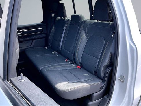 Used 2019 RAM 1500 Big Horn AWD/4WD image 27
