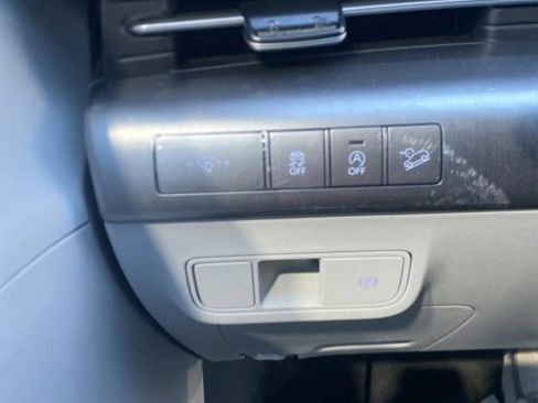 New 2026 Hyundai Kona SE FWD image 16