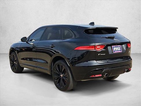 Used 2017 Jaguar F-PACE S image 8