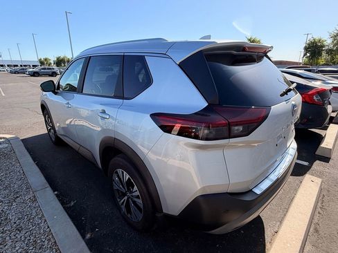 Used 2023 Nissan Rogue SV w/ SV Premium B Package FWD image 6