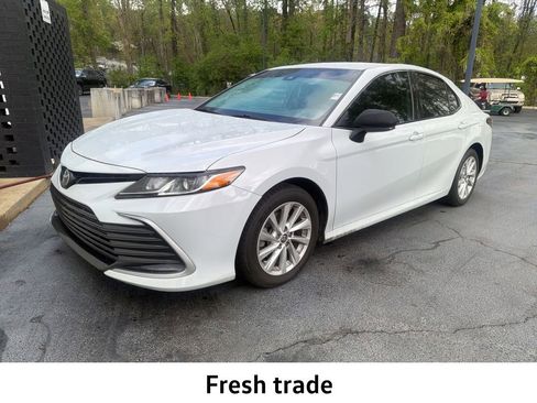 Used 2023 Toyota Camry LE image 1