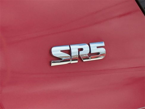 Used 2017 Toyota 4Runner SR5 image 14