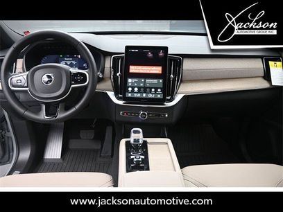 Used 2026 Volvo XC90 B6 Plus w/ Protection Package Premier