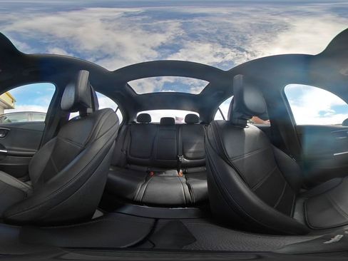 Used 2024 Mercedes-Benz C 300 4MATIC Sedan image 42