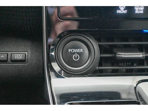 Used 2023 Subaru Solterra AWD image 45