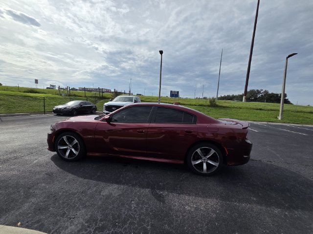 Used 2019 Dodge Charger R/T RWD image 8