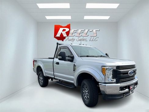 Used 2017 Ford F350 XL AWD/4WD image 3