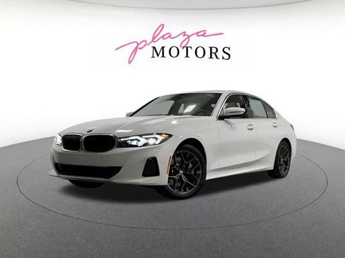 Used 2025 BMW 330i xDrive Sedan w/ Convenience Package AWD/4WD image 2