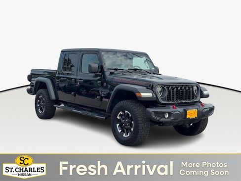 Used 2026 Jeep Gladiator Rubicon AWD/4WD image 1