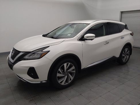 Used 2019 Nissan Murano SL image 2