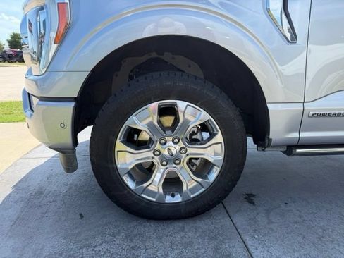Used 2022 Ford F150 Platinum w/ Equipment Group 701A High AWD/4WD image 4