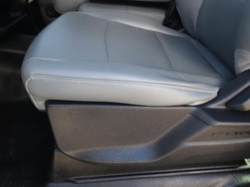 Used 2023 Ford F150 XL w/ XL Chrome Appearance Package image 17