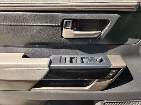 Used 2023 Toyota Tundra Limited image 25