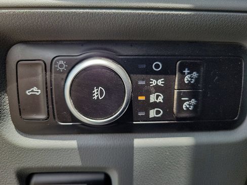Used 2024 Ford F150 XLT AWD/4WD image 14