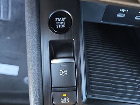 New 2026 Nissan Kicks S image 30