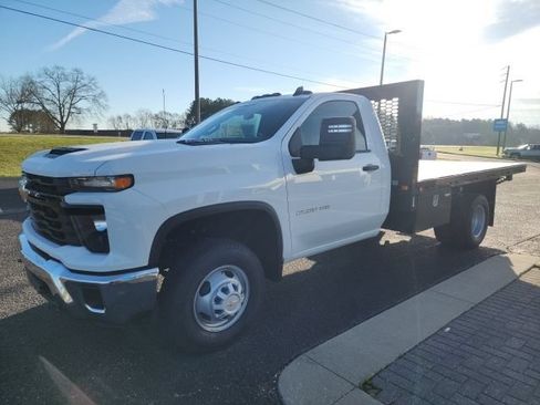 New 2024 Chevrolet Silverado 3500 W/T w/ WT Convenience Package RWD image 2