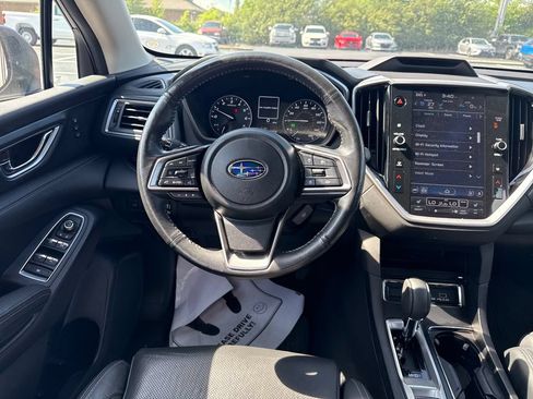 Used 2023 Subaru Ascent Limited AWD/4WD image 16