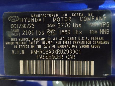 Used 2024 Hyundai Venue SEL image 33