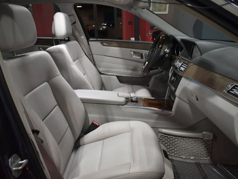 Used 2014 Mercedes-Benz E 350 Sedan image 19