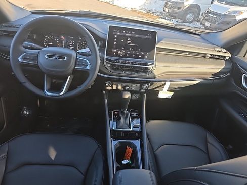 New 2026 Jeep Compass Limited image 17