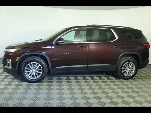 Used 2023 Chevrolet Traverse LT AWD/4WD image 16