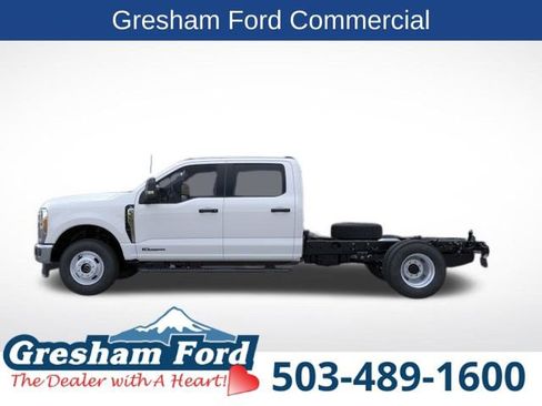 New 2026 Ford F350 XL image 4