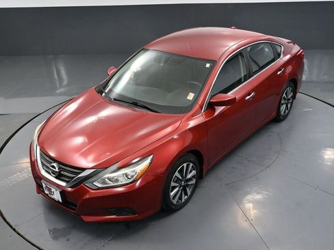 Used 2016 Nissan Altima 2.5 SV image 55