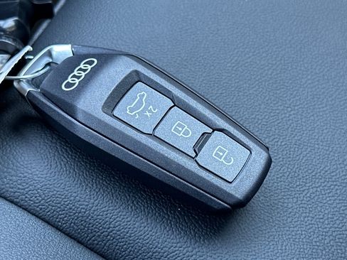 New 2027 Audi Q6 e-tron Premium Plus AWD/4WD image 25